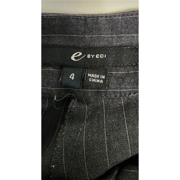 E by Eci Bermuda Cuff Hem Striped Denim Dress Pants Size 4 Color Gray/Blue - Picture 5 of 7